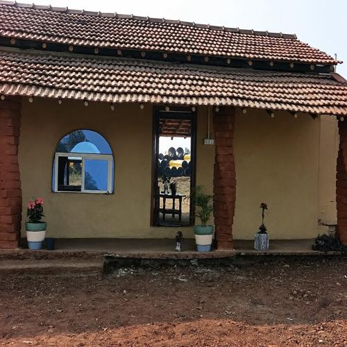 Mati Mahal, Handia